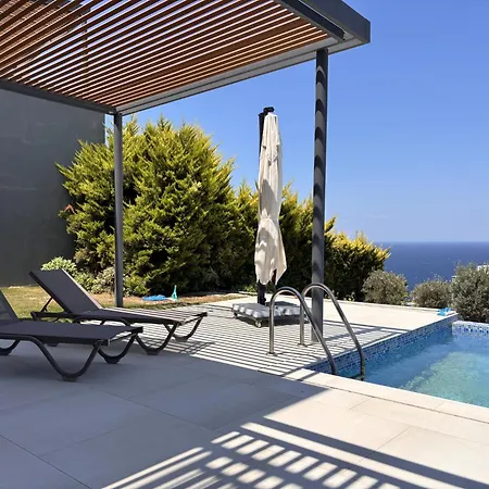 度假居 Yalikavak With Pool Garden Sea View *